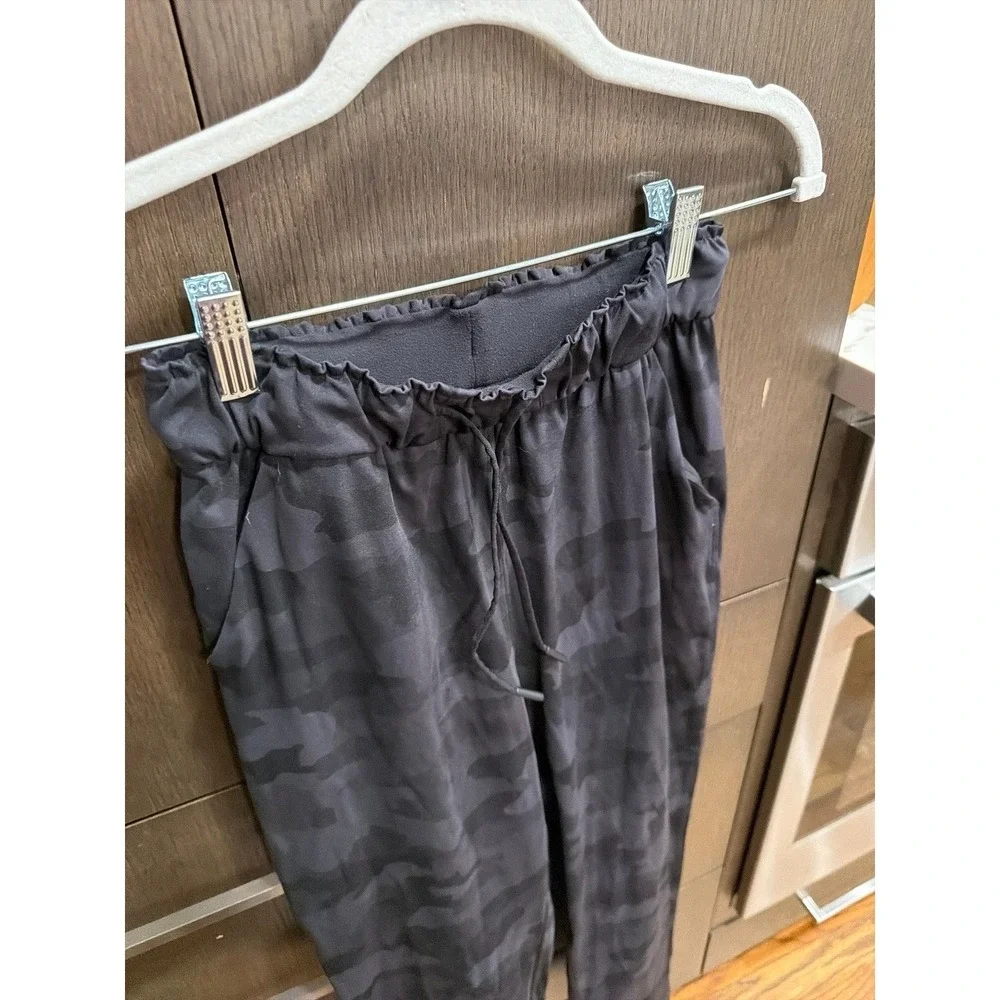 Lululemon Stretch High-Rise pants  black‎ camo women's 2